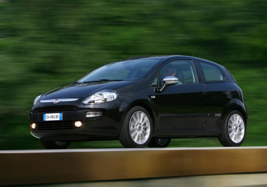  Fiat Punto Evo 2009 года  (фото 27 из 45)